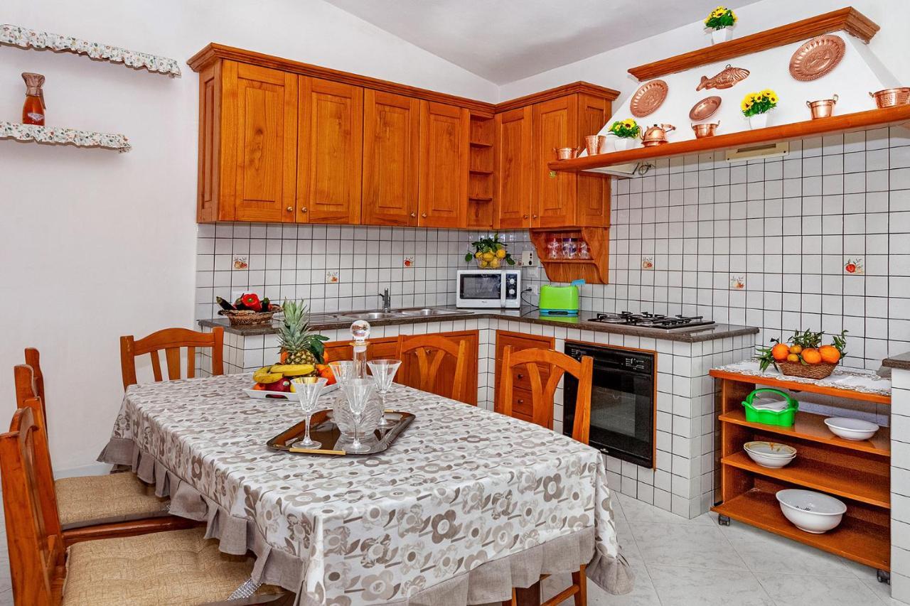 Il Tiglio Holiday Home - De Vivo Realty 마사루브렌세 외부 사진